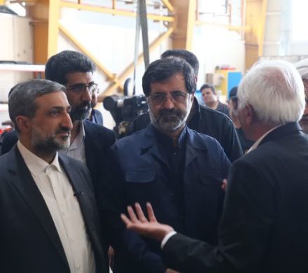 بیش از ۷۰ درصد ماشین‌آلات موجود استان قم نیازمند نوسازی است