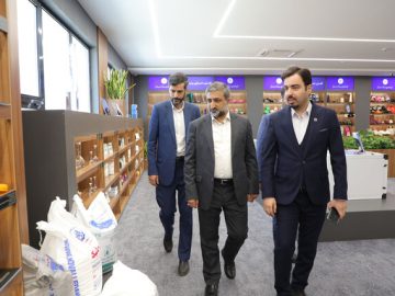 تبدیل نمایشگاه دائمی تولیدات قم به الگویی برای دیگر استان‌ها